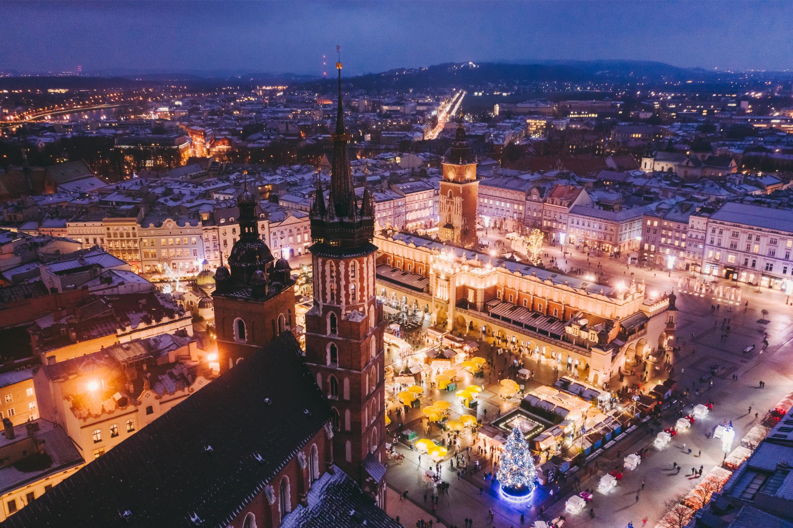 Wybierasz się na Świąteczny Jarmark 2024 w Krakowie? Zostaw auto w podziemnym Parkingu Wawel!