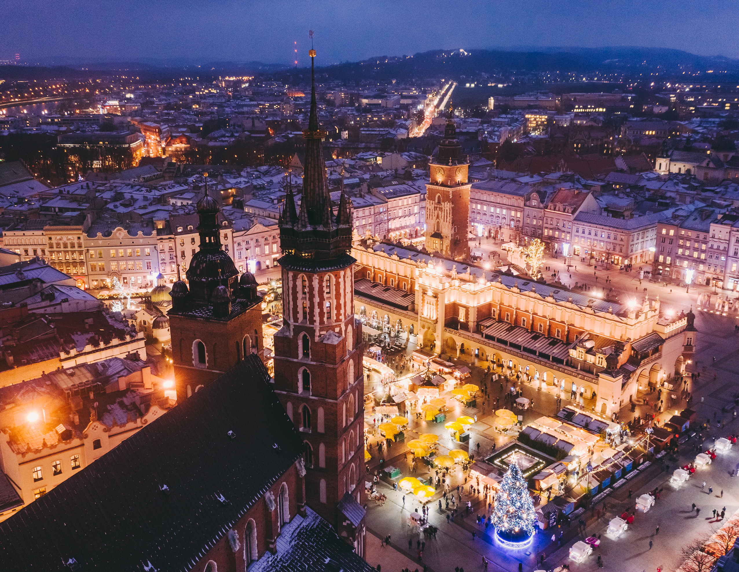 Wybierasz się na Świąteczny Jarmark 2024 w Krakowie? Zostaw auto w podziemnym Parkingu Wawel!